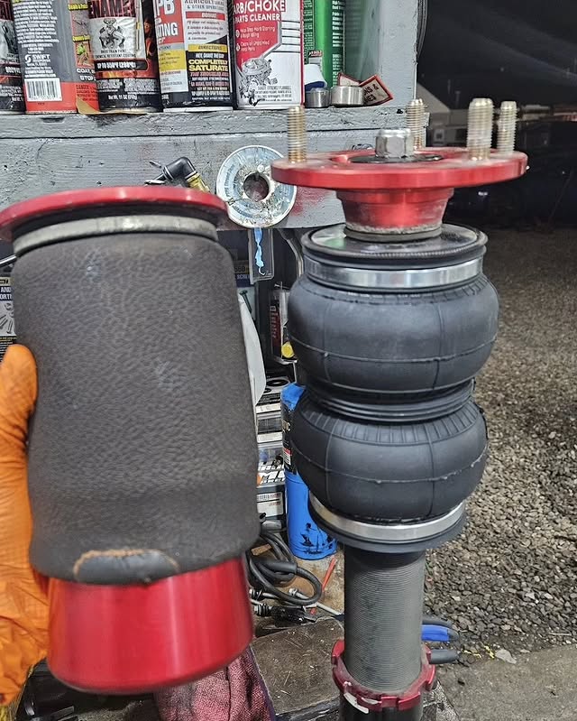 Universal air strut bag upgrade kit for aftermarket air suspension